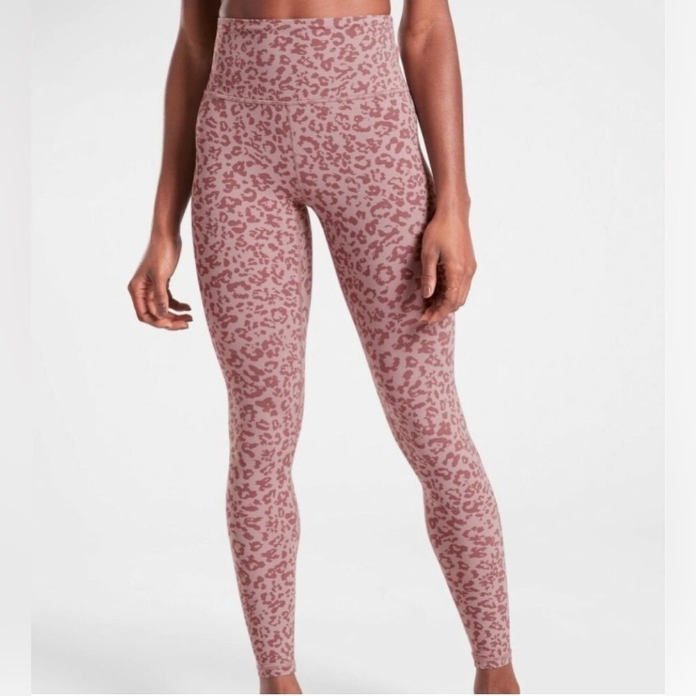 Athleta Leopard Elation Ultra High Rise Tight Floral Mauve